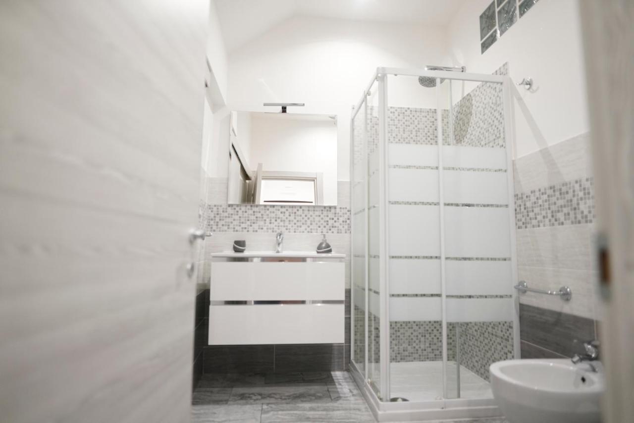 Central Luxury Apartment Катания Экстерьер фото