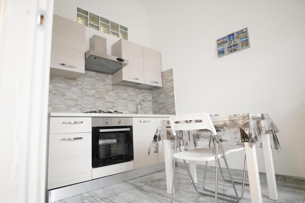 Central Luxury Apartment Катания Экстерьер фото